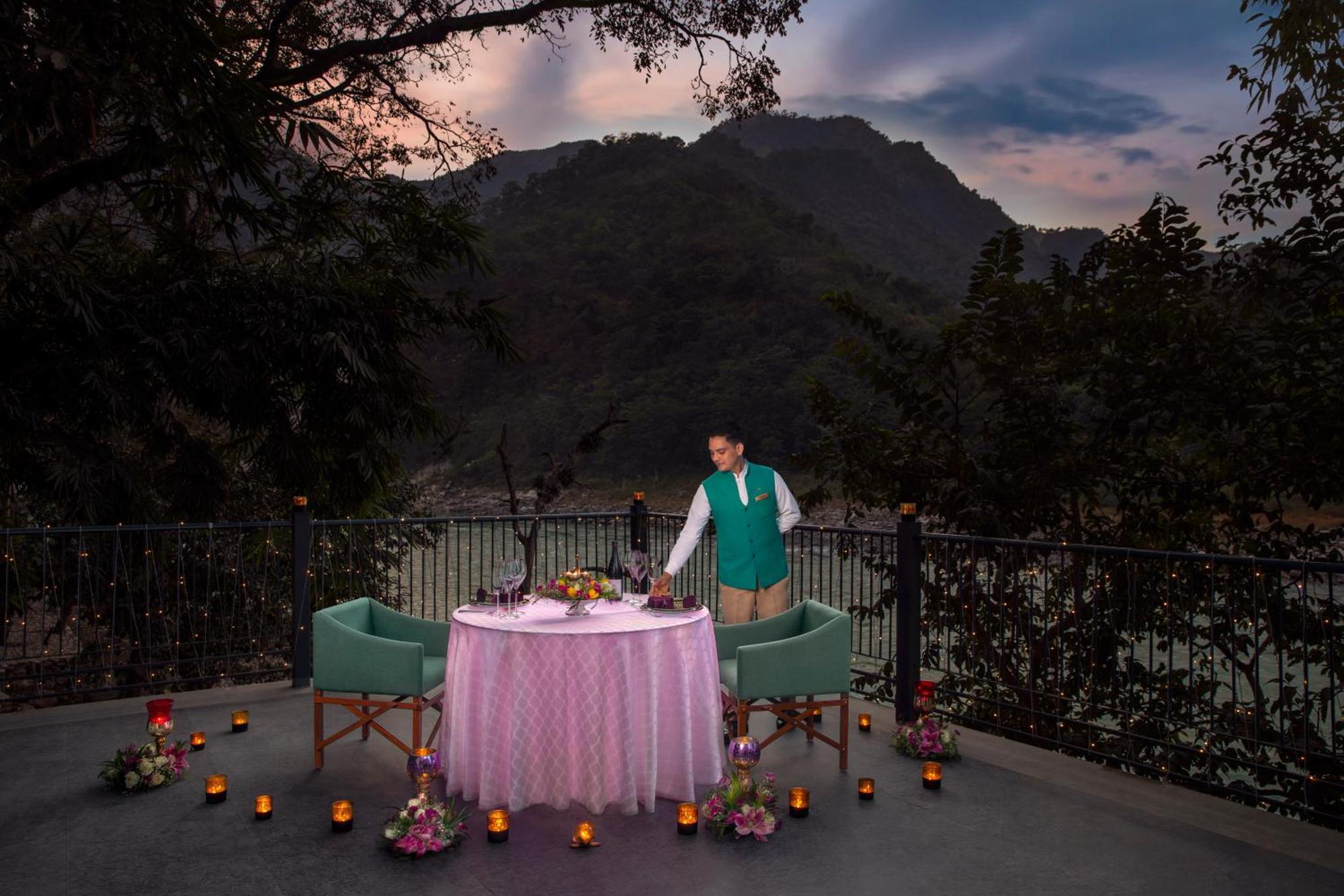 Hotel Anand Kashi By The Ganges Rishikesh - Ihcl Seleqtions Sirasu Zewnętrze zdjęcie