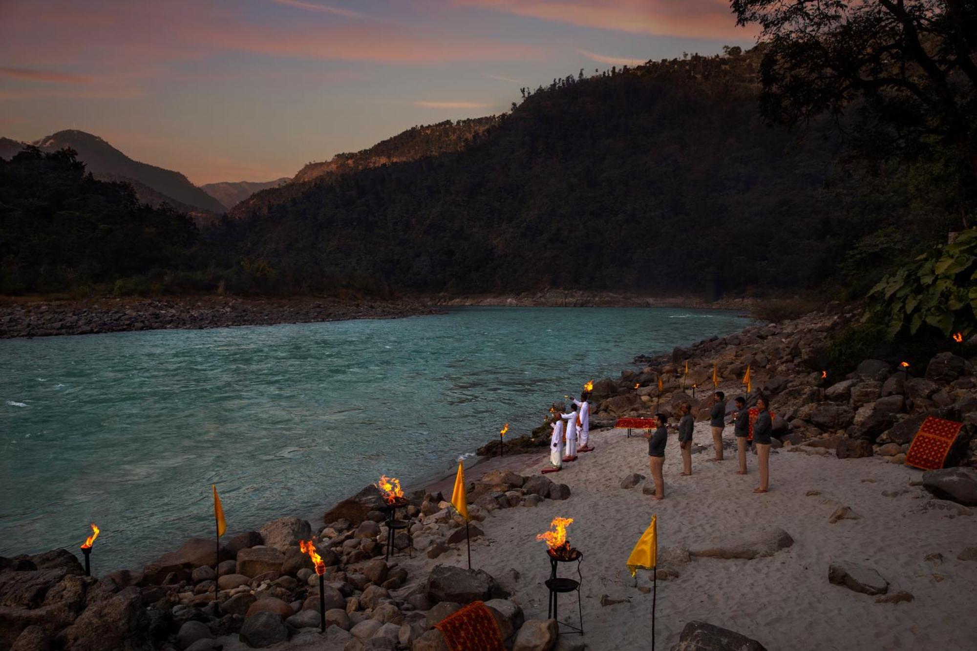 Hotel Anand Kashi By The Ganges Rishikesh - Ihcl Seleqtions Sirasu Zewnętrze zdjęcie